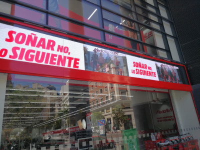 ¿Qué pasará con la pantalla LED después de funcionar a alta temperatura durante demasiado tiempo?